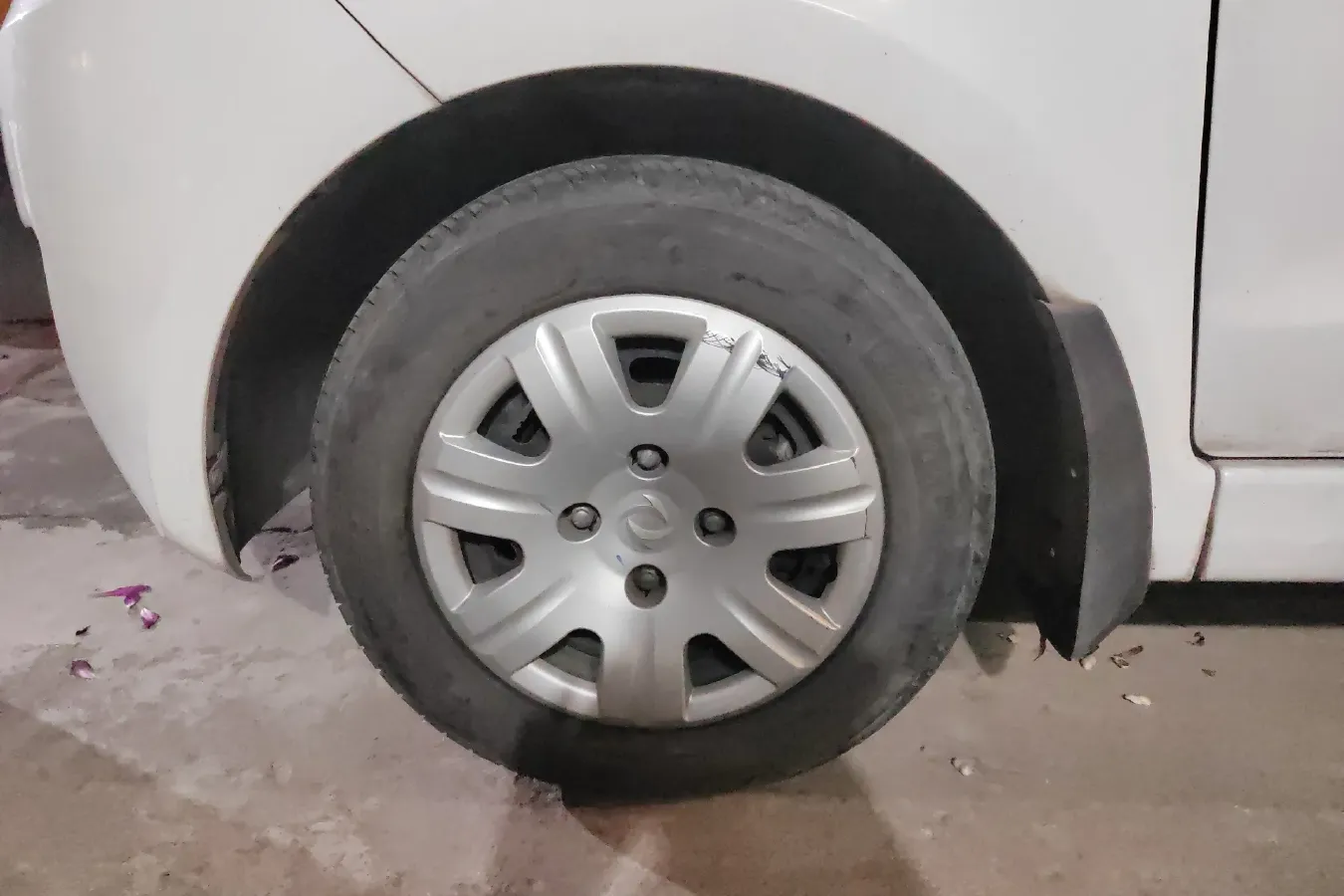 2014 DongFeng Fengon Fengon 330 1.2L 94HP L4 5MT,autocango,china used car exporter,china ev exporter,chinese used car exporter,chinese used ev exporter