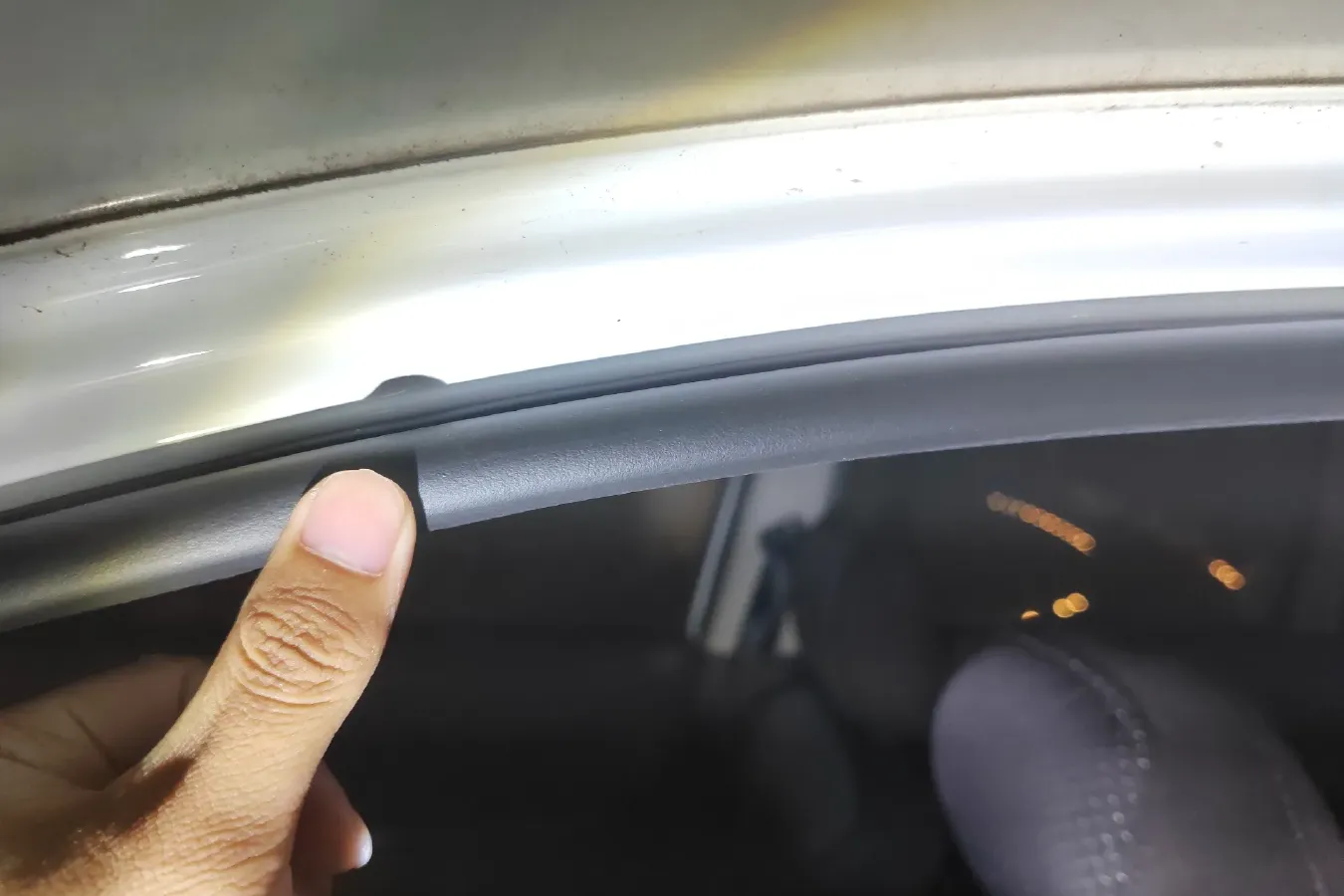 2014 DongFeng Fengon Fengon 330 1.2L 94HP L4 5MT,autocango,china used car exporter,china ev exporter,chinese used car exporter,chinese used ev exporter