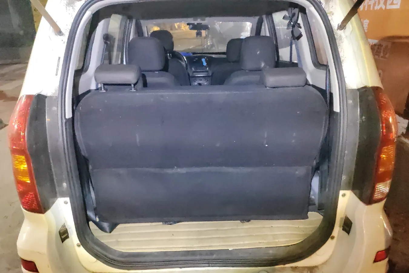 2014 DongFeng Fengon Fengon 330 1.2L 94HP L4 5MT,autocango,china used car exporter,china ev exporter,chinese used car exporter,chinese used ev exporter