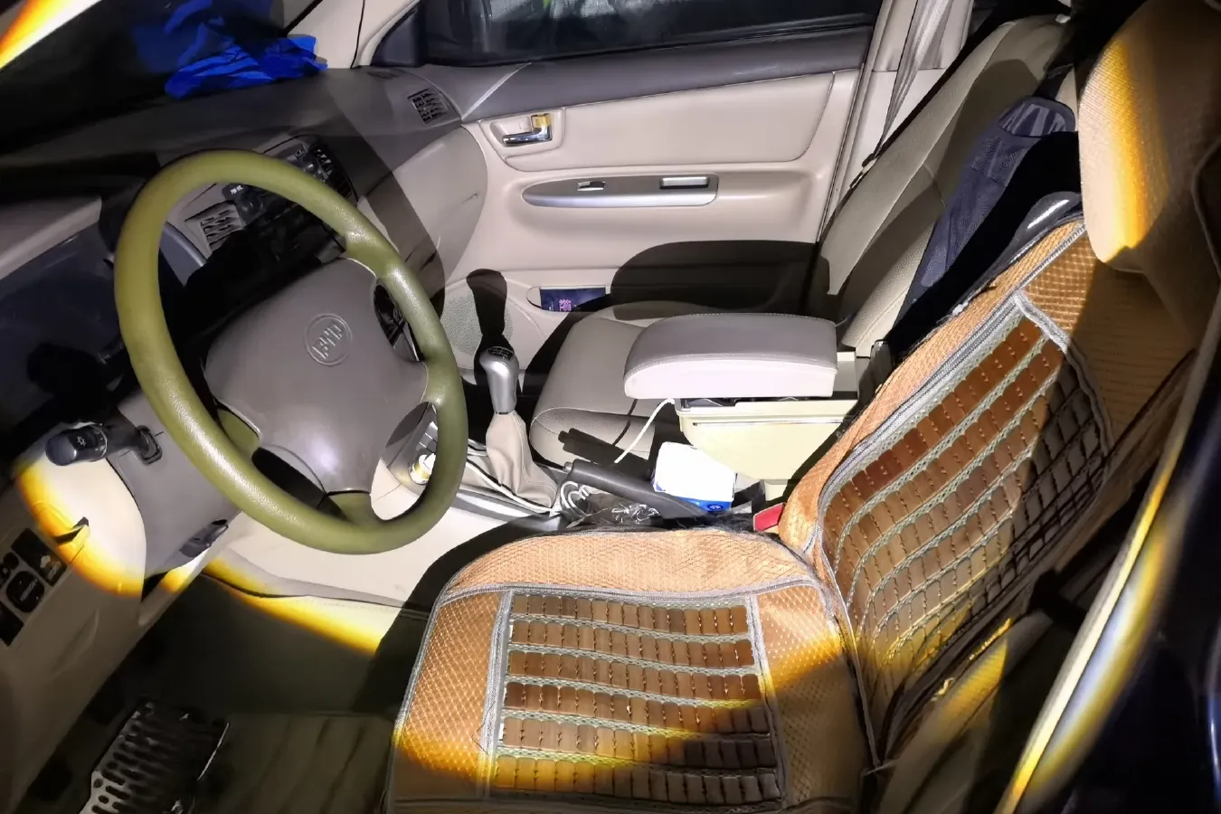 2011 BYD F3R 1.5L 107HP L4 5MT,autocango,china used car exporter,china ev exporter,chinese used car exporter,chinese used ev exporter