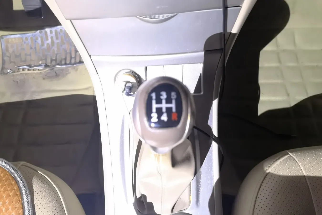 2011 BYD F3R 1.5L 107HP L4 5MT,autocango,china used car exporter,china ev exporter,chinese used car exporter,chinese used ev exporter