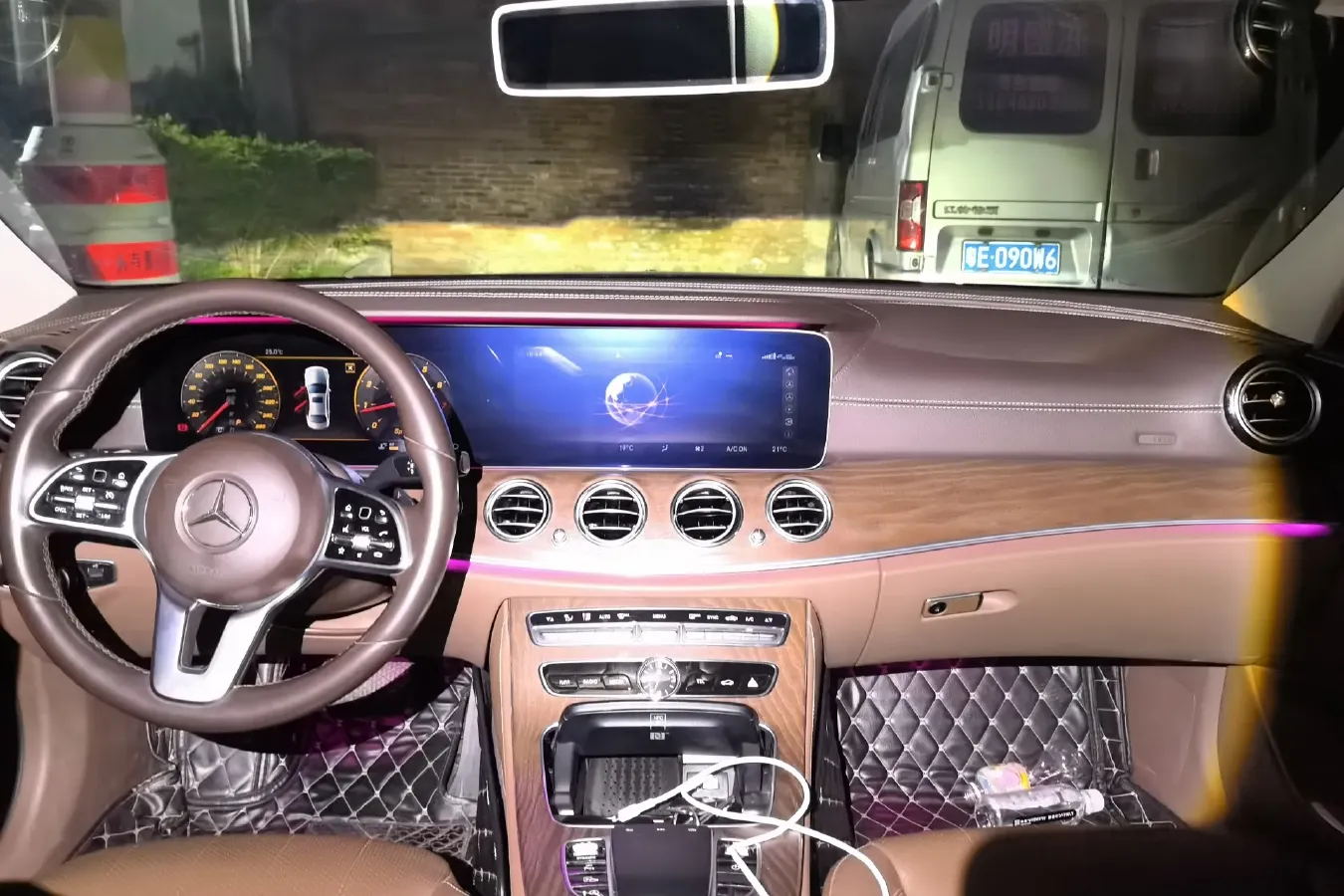 2019 Mercedes-Benz E Class 2.0T 245HP L4 9AT,autocango,china used car exporter,china ev exporter,chinese used car exporter,chinese used ev exporter