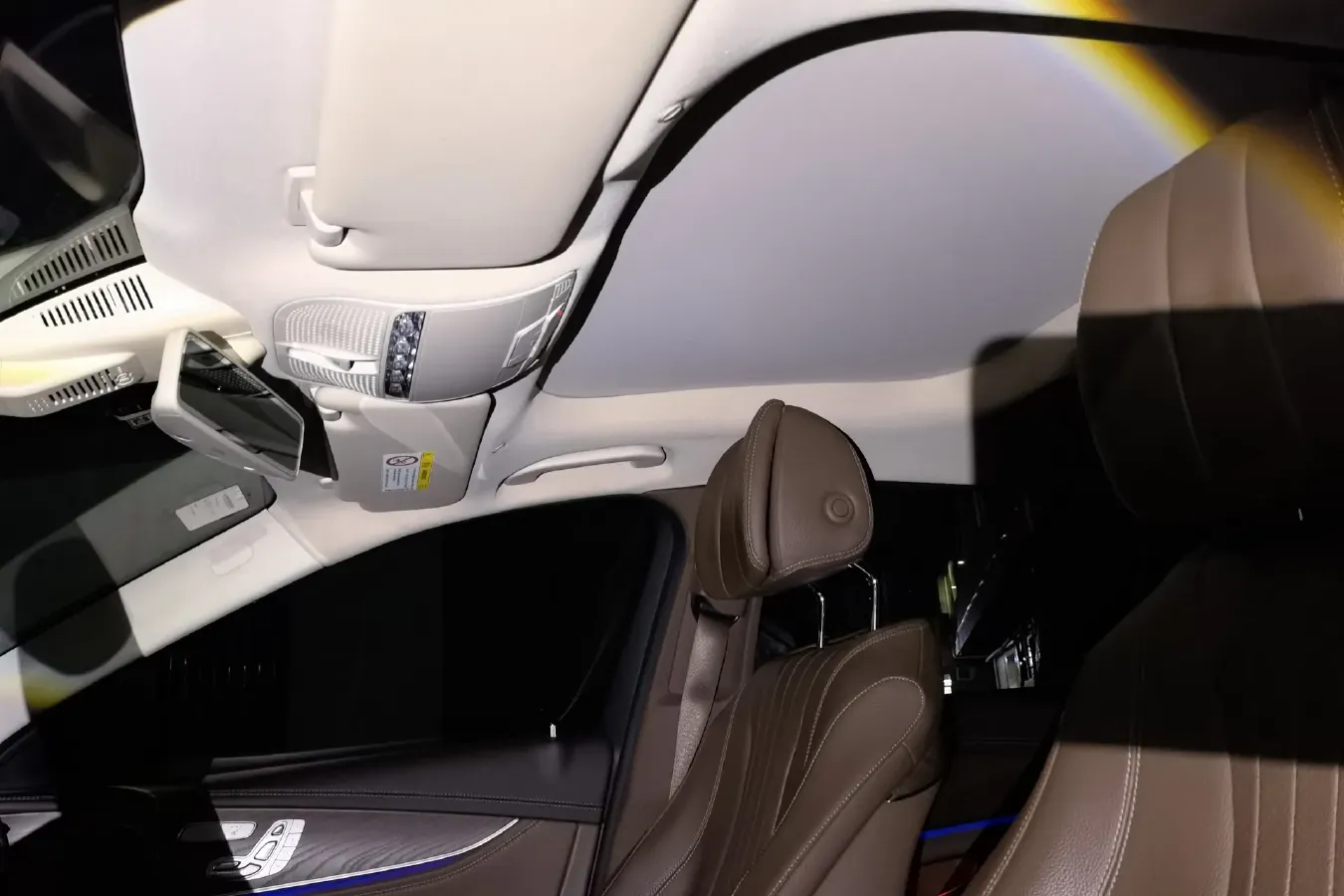 2019 Mercedes-Benz E Class 2.0T 245HP L4 9AT,autocango,china used car exporter,china ev exporter,chinese used car exporter,chinese used ev exporter