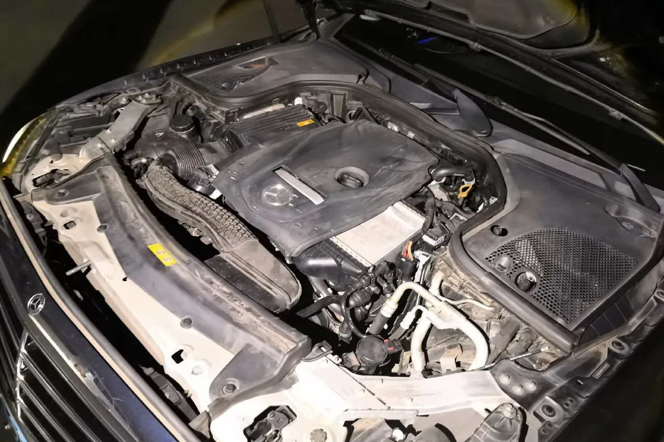 2019 Mercedes-Benz E Class 2.0T 245HP L4 9AT,autocango,china used car exporter,china ev exporter,chinese used car exporter,chinese used ev exporter