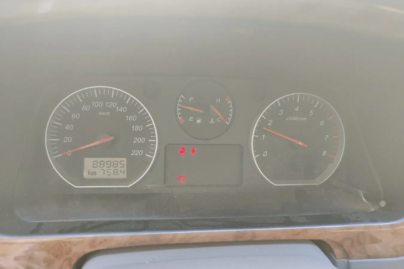 2010 JinBei Grace 2.7L 151HP L4 4AT,autocango,china used car exporter,china ev exporter,chinese used car exporter,chinese used ev exporter