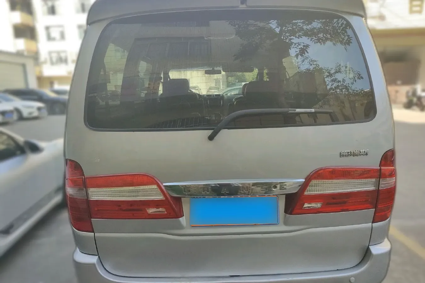 2010 JinBei Grace 2.7L 151HP L4 4AT,autocango,china used car exporter,china ev exporter,chinese used car exporter,chinese used ev exporter