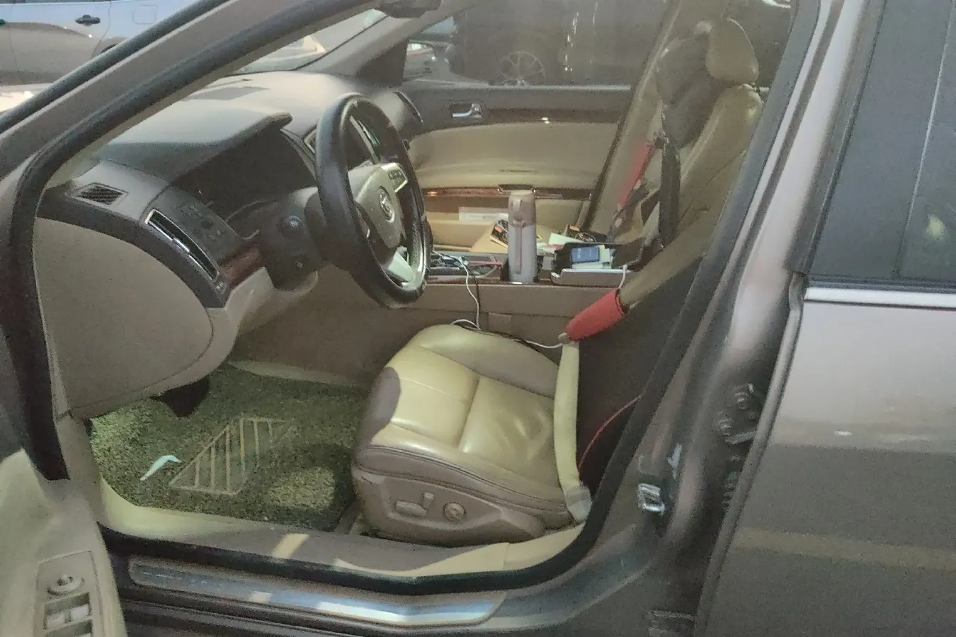 2012 Cadillac SLS 2.0T 262HP L4 6AT,autocango,china used car exporter,china ev exporter,chinese used car exporter,chinese used ev exporter