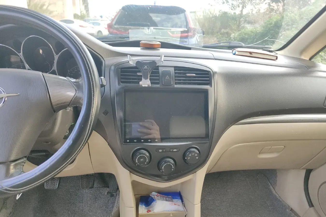 2013 HaiMa Preema 1.6L 120HP L4 5MT,autocango,china used car exporter,china ev exporter,chinese used car exporter,chinese used ev exporter