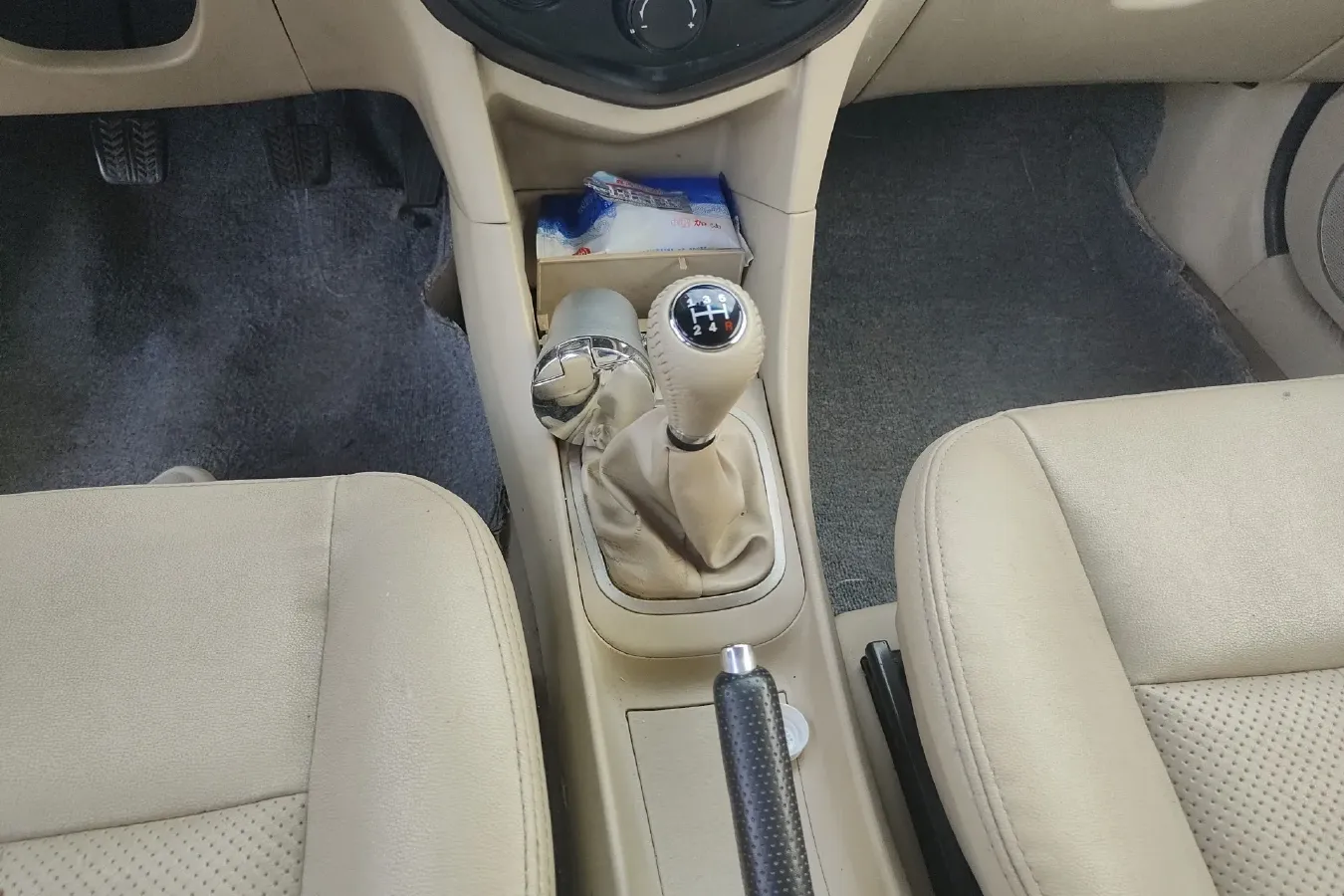 2013 HaiMa Preema 1.6L 120HP L4 5MT,autocango,china used car exporter,china ev exporter,chinese used car exporter,chinese used ev exporter