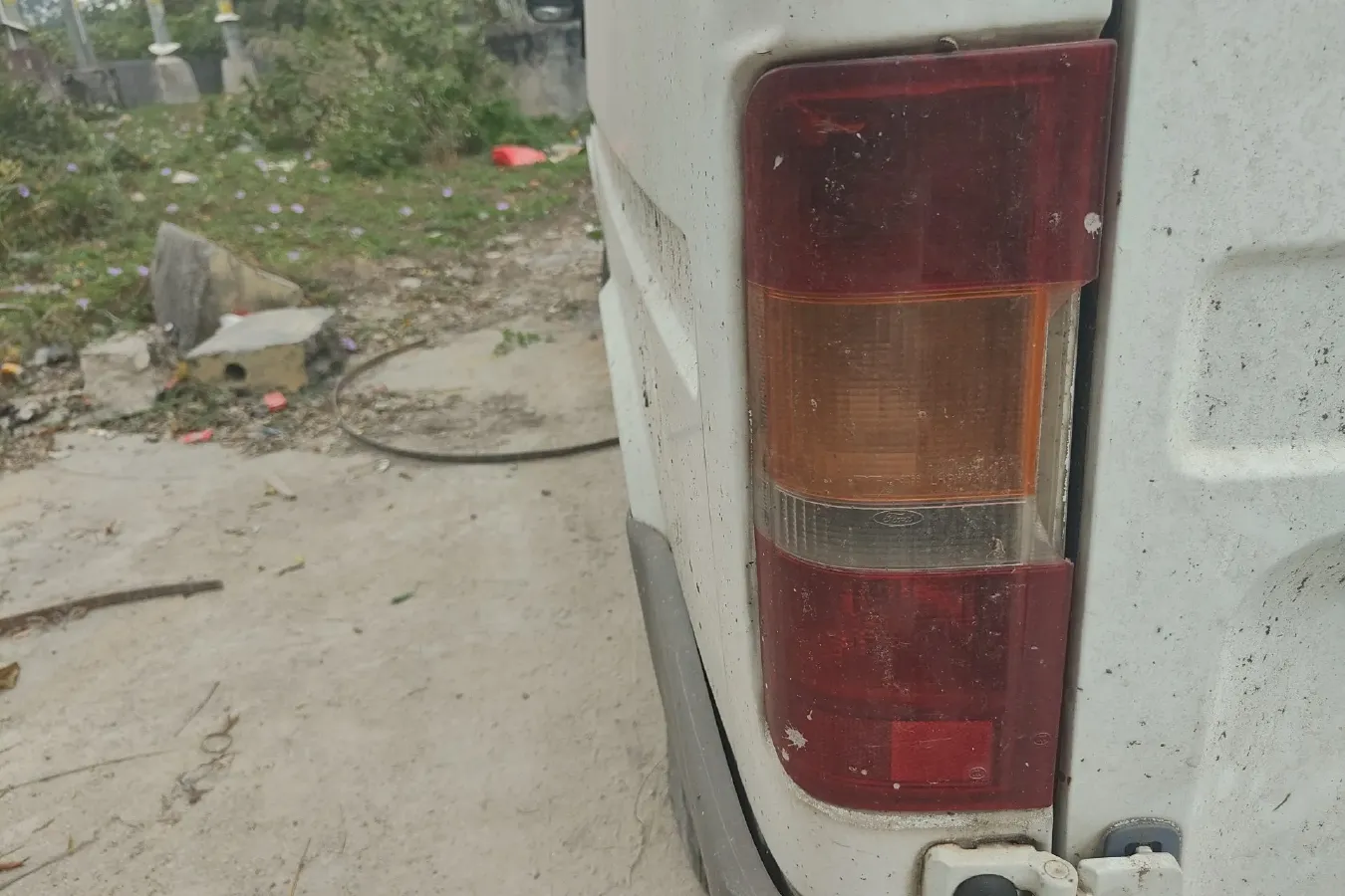 2013 Ford Classic Transit 2.8T 108HP L4 5MT,autocango,china used car exporter,china ev exporter,chinese used car exporter,chinese used ev exporter