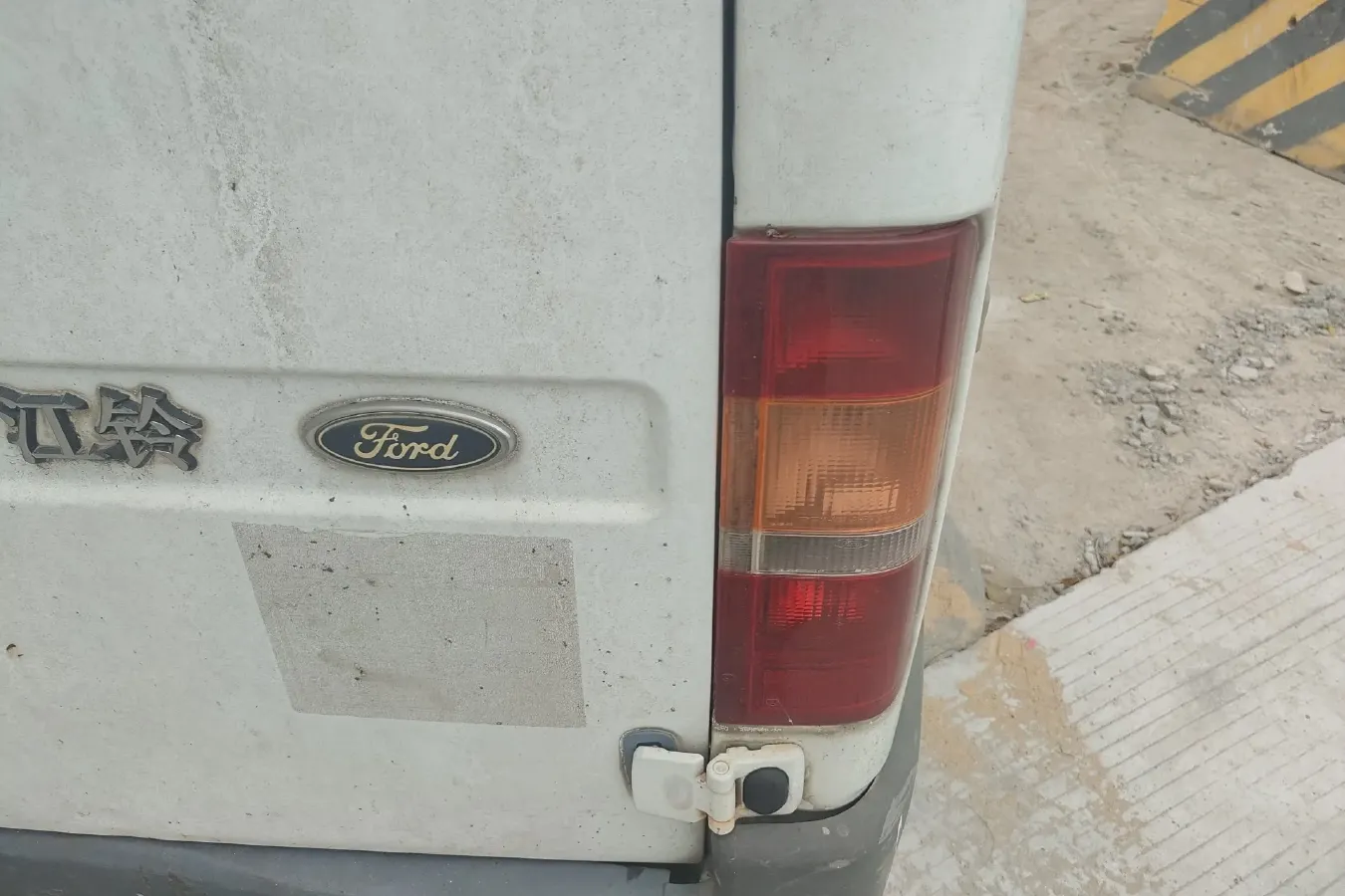 2013 Ford Classic Transit 2.8T 108HP L4 5MT,autocango,china used car exporter,china ev exporter,chinese used car exporter,chinese used ev exporter