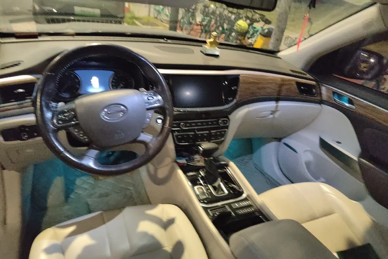 2017 GAC Trumpchi GS8 2.0T 201HP L4 6AT,autocango,china used car exporter,china ev exporter,chinese used car exporter,chinese used ev exporter