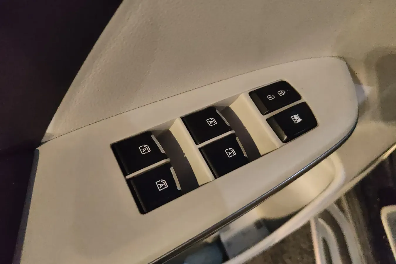 2017 GAC Trumpchi GS8 2.0T 201HP L4 6AT,autocango,china used car exporter,china ev exporter,chinese used car exporter,chinese used ev exporter