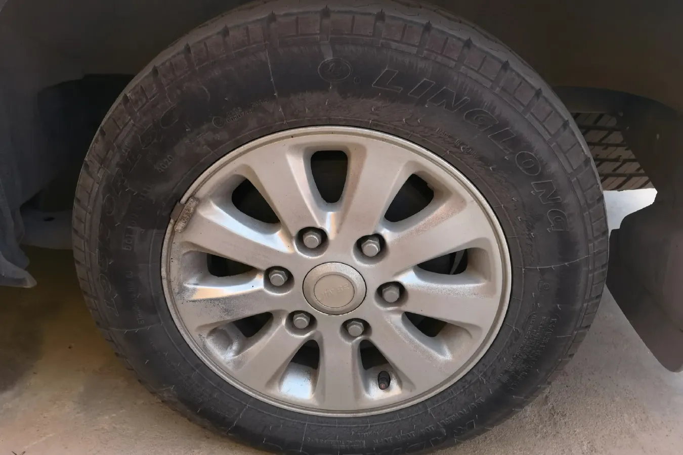 2010 JinBei Grace 2.7L 151HP L4 5MT,autocango,china used car exporter,china ev exporter,chinese used car exporter,chinese used ev exporter