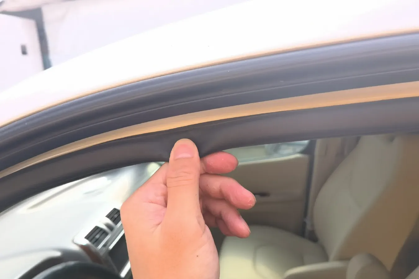 2010 JinBei Grace 2.7L 151HP L4 5MT,autocango,china used car exporter,china ev exporter,chinese used car exporter,chinese used ev exporter