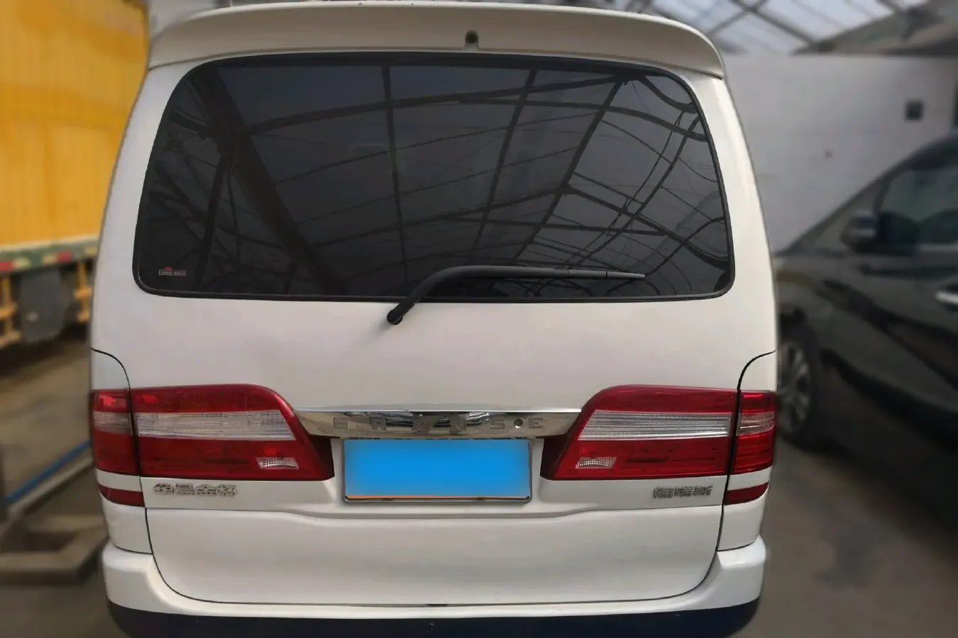 2010 JinBei Grace 2.7L 151HP L4 5MT,autocango,china used car exporter,china ev exporter,chinese used car exporter,chinese used ev exporter