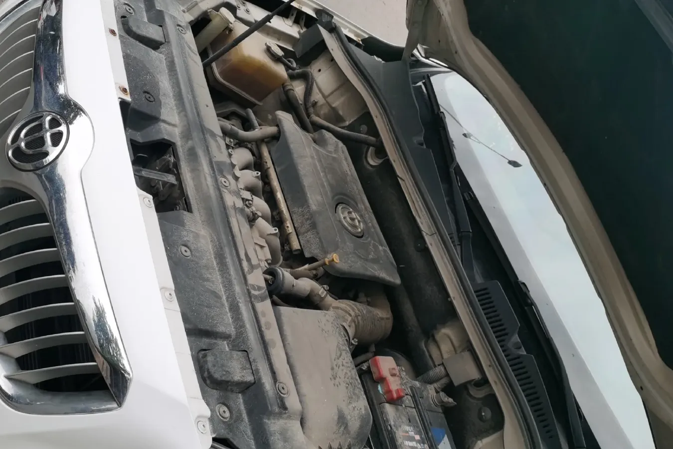 2012 Brilliance Auto V5 1.5T 136HP L4 5AT,autocango,china used car exporter,china ev exporter,chinese used car exporter,chinese used ev exporter