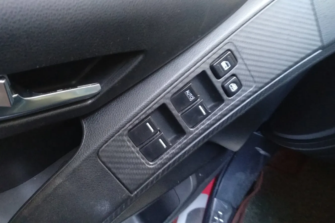 2015 Luxgen 6 SUV 1.8T 180HP L4 6AT,autocango,china used car exporter,china ev exporter,chinese used car exporter,chinese used ev exporter