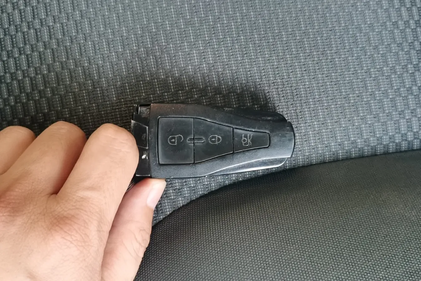 2014 Roewe e550 1.5L 109HP L4 2AT PHEV 11.8KWH,autocango,china used car exporter,china ev exporter,chinese used car exporter,chinese used ev exporter