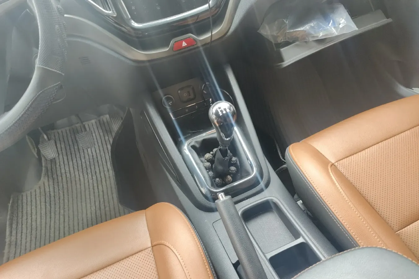 2016 ChangAn Oshan CX70 1.6L 117HP L4 5MT,autocango,china used car exporter,china ev exporter,chinese used car exporter,chinese used ev exporter