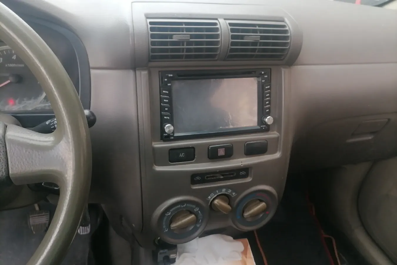 2009 FAW Senia M80 1.3L 91HP L4 5MT,autocango,china used car exporter,china ev exporter,chinese used car exporter,chinese used ev exporter