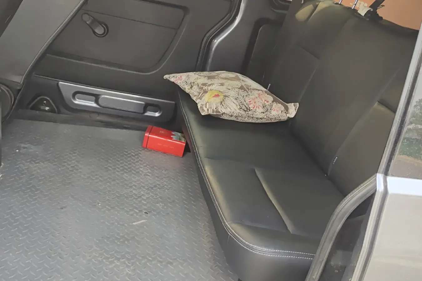 2021 JinBei Golden Sea Lion 1.5L 112HP L4 5MT,autocango,china used car exporter,china ev exporter,chinese used car exporter,chinese used ev exporter