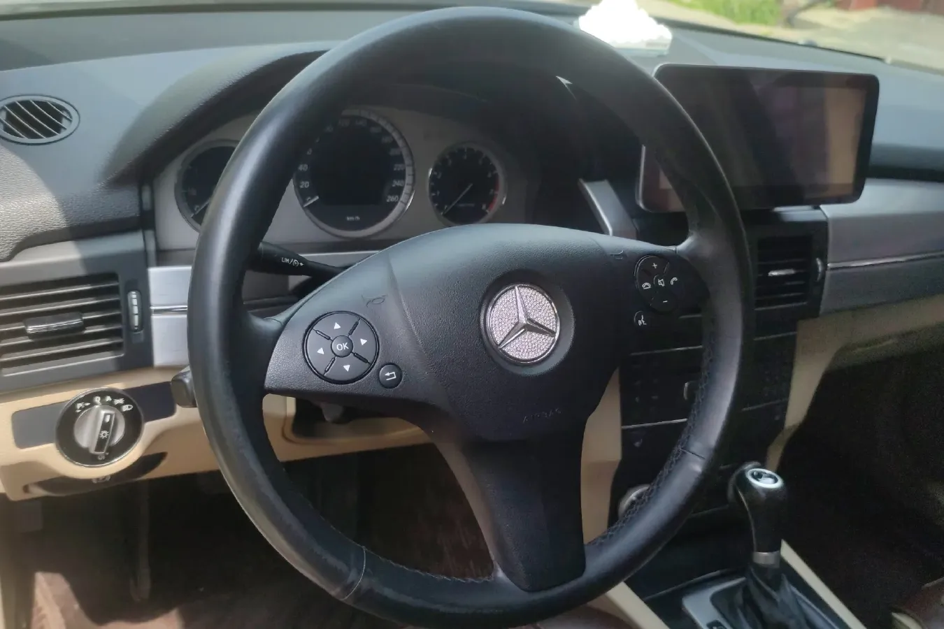 2010 Mercedes-Benz GLK Class 3.0L 231HP V6 7AT,autocango,china used car exporter,china ev exporter,chinese used car exporter,chinese used ev exporter