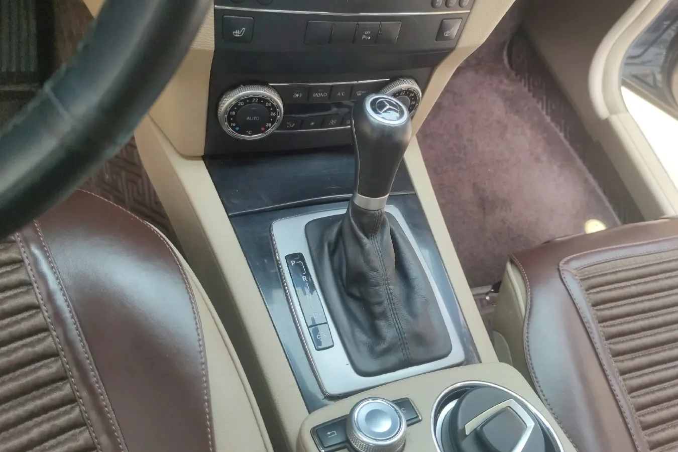 2010 Mercedes-Benz GLK Class 3.0L 231HP V6 7AT,autocango,china used car exporter,china ev exporter,chinese used car exporter,chinese used ev exporter