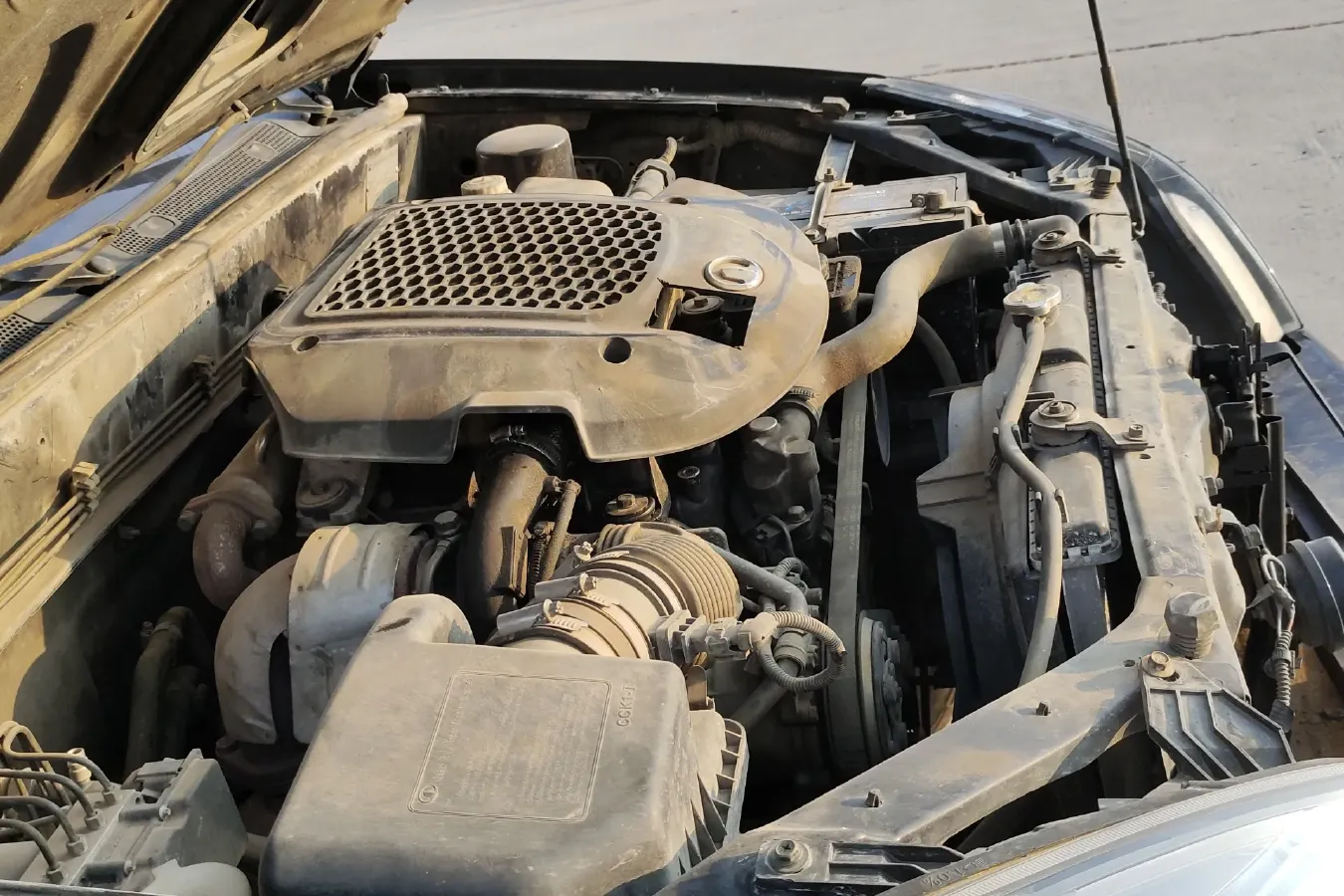 2010 Haval H3 2.5T 109HP L4 5MT,autocango,china used car exporter,china ev exporter,chinese used car exporter,chinese used ev exporter