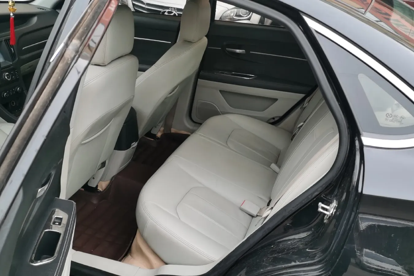 2014 BeiJing Auto Senova D50 1.5L 113HP L4 5MT,autocango,china used car exporter,china ev exporter,chinese used car exporter,chinese used ev exporter