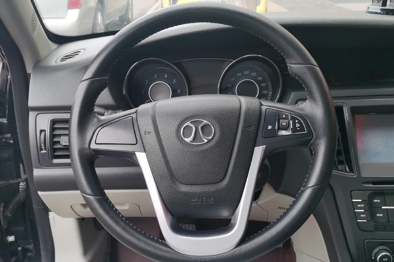 2014 BeiJing Auto Senova D50 1.5L 113HP L4 5MT,autocango,china used car exporter,china ev exporter,chinese used car exporter,chinese used ev exporter