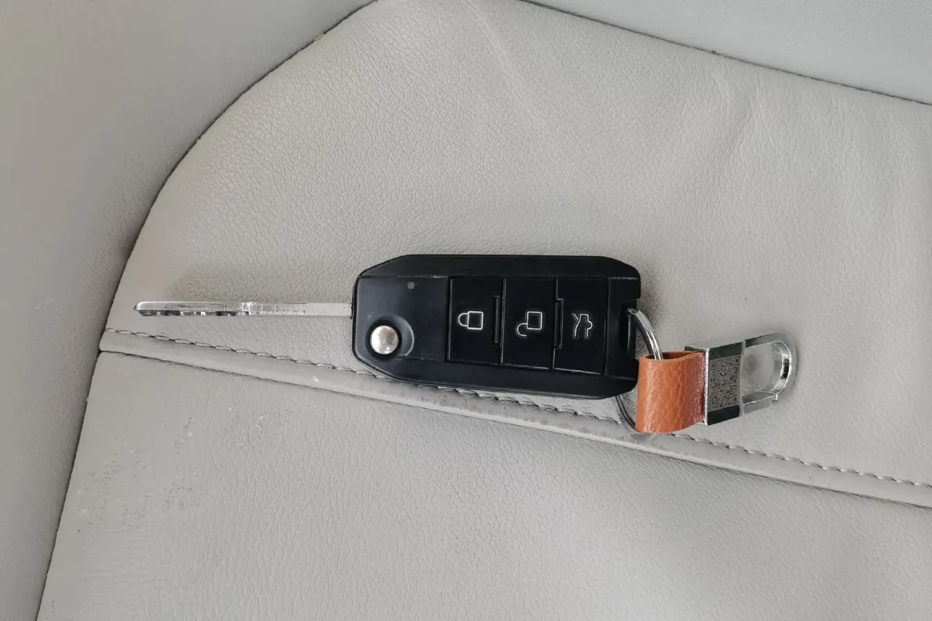 2014 BeiJing Auto Senova D50 1.5L 113HP L4 5MT,autocango,china used car exporter,china ev exporter,chinese used car exporter,chinese used ev exporter