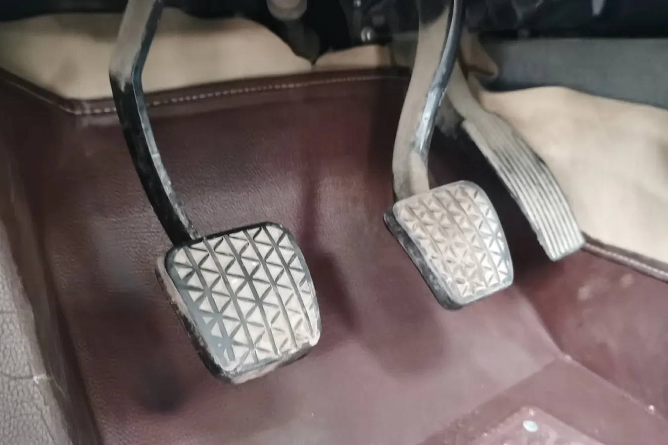 2014 BeiJing Auto Senova D50 1.5L 113HP L4 5MT,autocango,china used car exporter,china ev exporter,chinese used car exporter,chinese used ev exporter