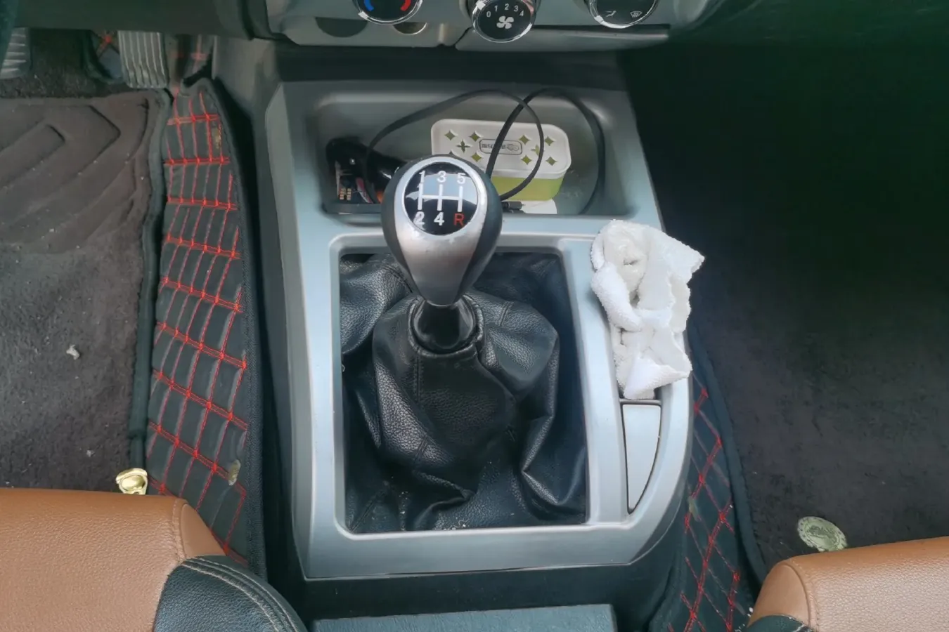 2016 JMC BaoDian 2.9T 125HP L4 5MT,autocango,china used car exporter,china ev exporter,chinese used car exporter,chinese used ev exporter