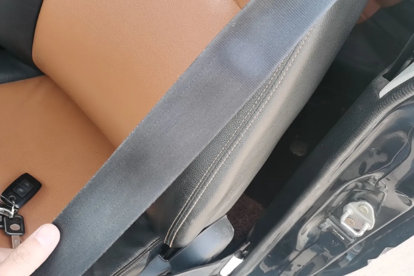 2016 JMC BaoDian 2.9T 125HP L4 5MT,autocango,china used car exporter,china ev exporter,chinese used car exporter,chinese used ev exporter