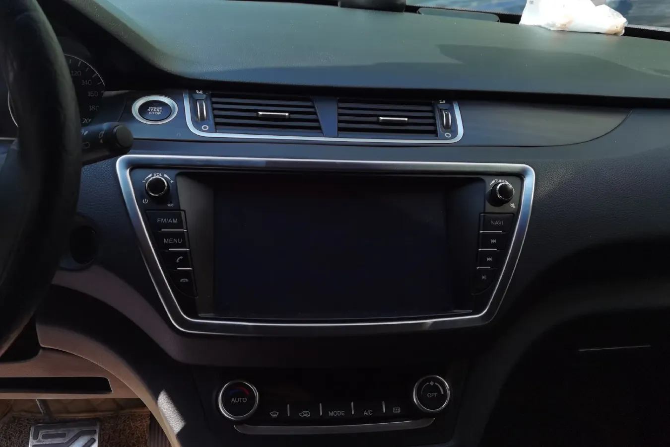 2016 Landwind X7 2.0T 190HP L4 8AT,autocango,china used car exporter,china ev exporter,chinese used car exporter,chinese used ev exporter