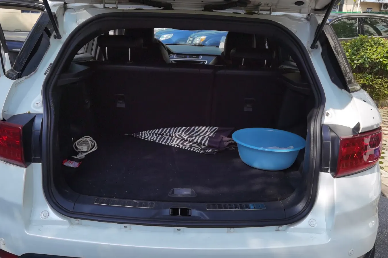 2016 Landwind X7 2.0T 190HP L4 8AT,autocango,china used car exporter,china ev exporter,chinese used car exporter,chinese used ev exporter