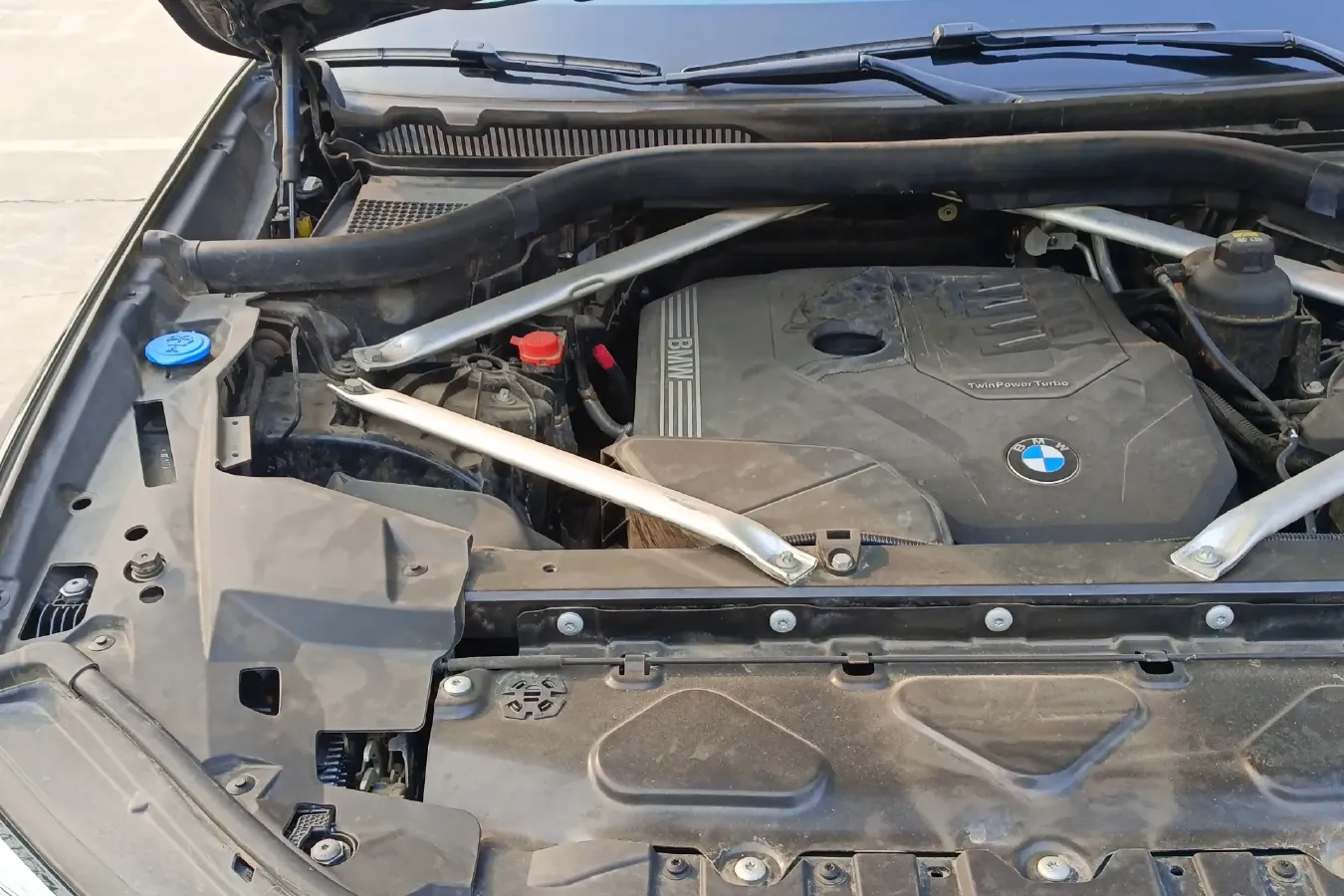 2020 BMW X5 2.0T 265HP L4 8AT,autocango,china used car exporter,china ev exporter,chinese used car exporter,chinese used ev exporter