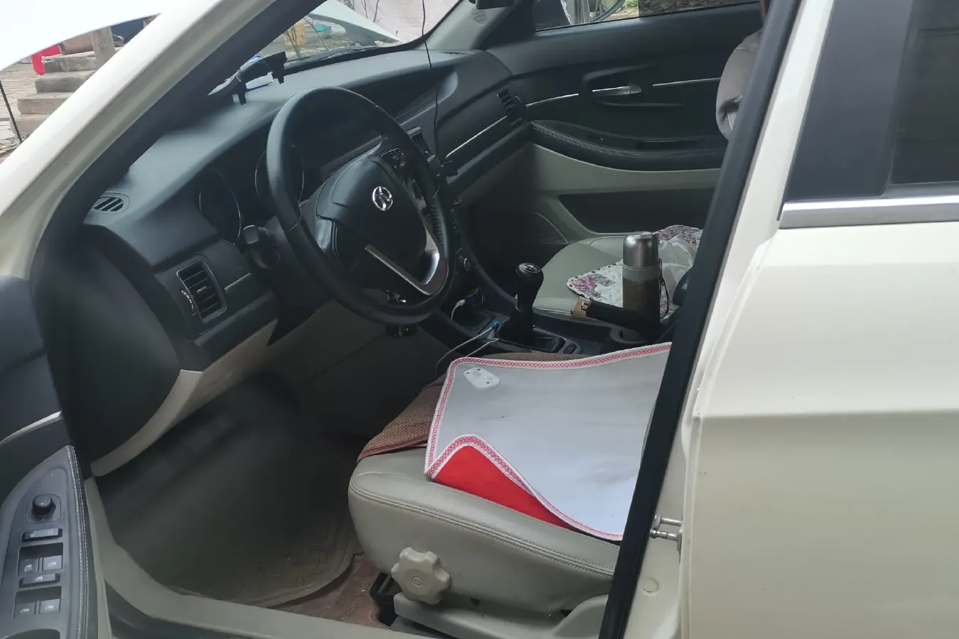 2015 BeiJing Auto Senova D50 1.5L 113HP L4 5MT,autocango,china used car exporter,china ev exporter,chinese used car exporter,chinese used ev exporter