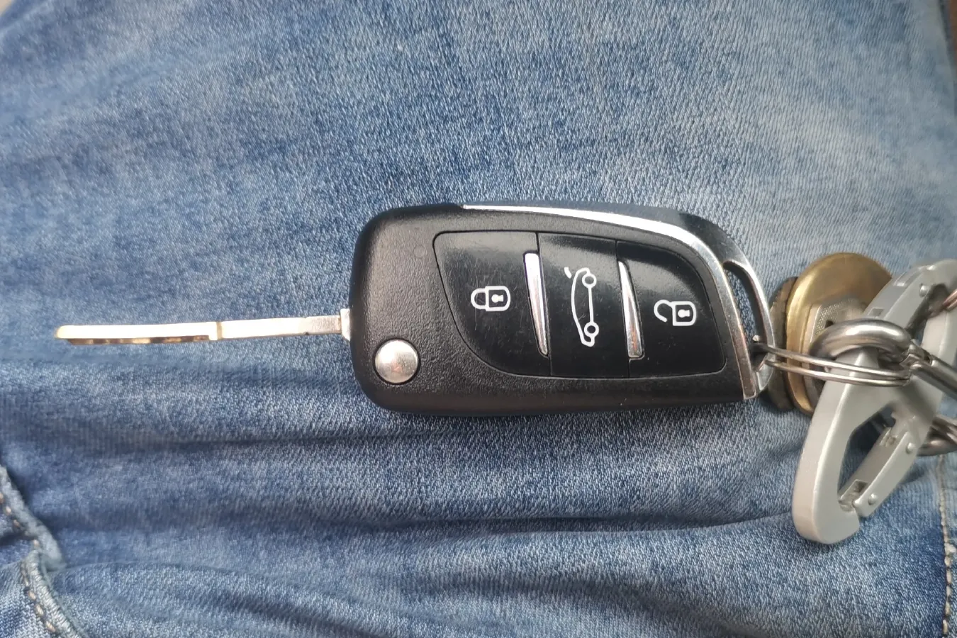 2015 BeiJing Auto Senova D50 1.5L 113HP L4 5MT,autocango,china used car exporter,china ev exporter,chinese used car exporter,chinese used ev exporter