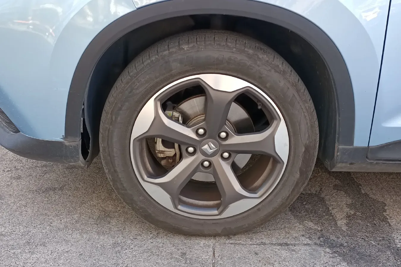 2019 BaoJun RM-5 1.5T 147HP L4 CVT,autocango,china used car exporter,china ev exporter,chinese used car exporter,chinese used ev exporter