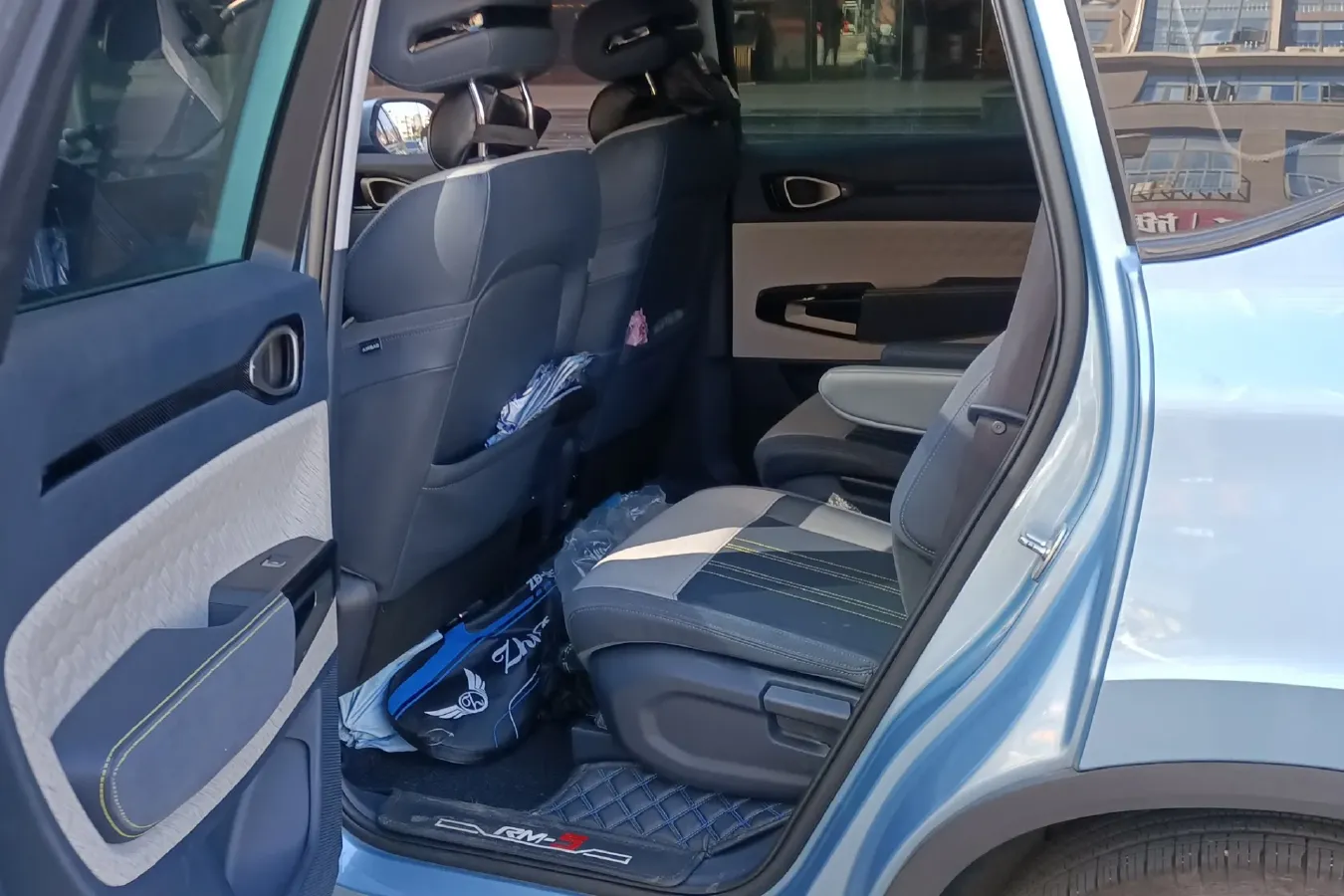 2019 BaoJun RM-5 1.5T 147HP L4 CVT,autocango,china used car exporter,china ev exporter,chinese used car exporter,chinese used ev exporter