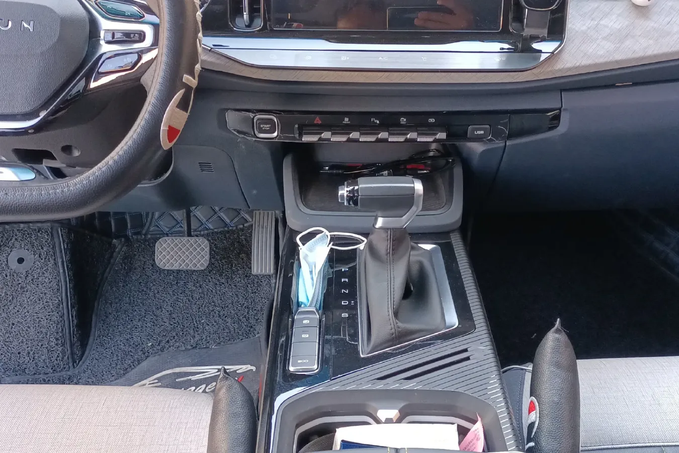 2019 BaoJun RM-5 1.5T 147HP L4 CVT,autocango,china used car exporter,china ev exporter,chinese used car exporter,chinese used ev exporter