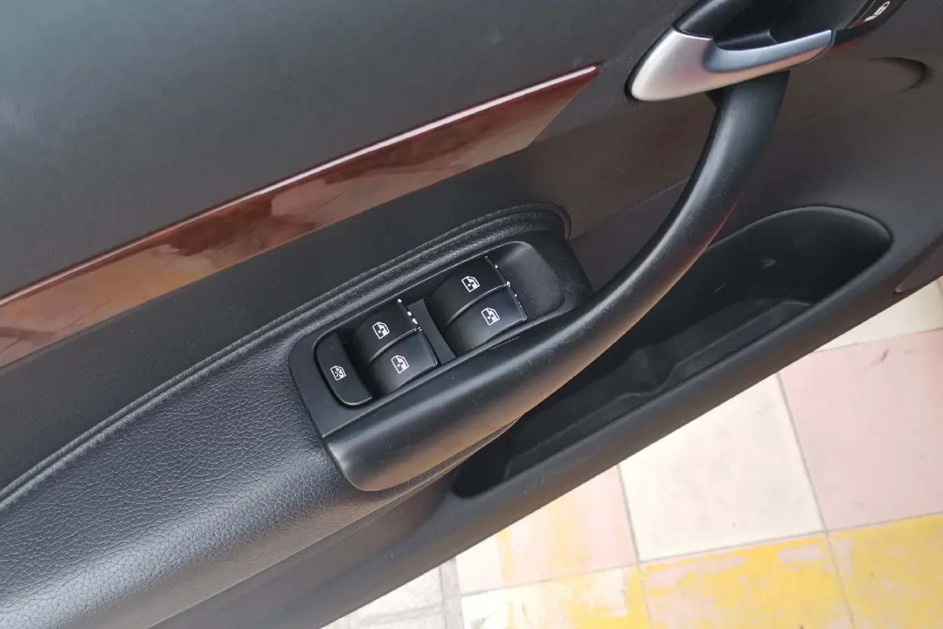 2008 Saab 9-3 2.0T 175HP L4 5AT,autocango,china used car exporter,china ev exporter,chinese used car exporter,chinese used ev exporter