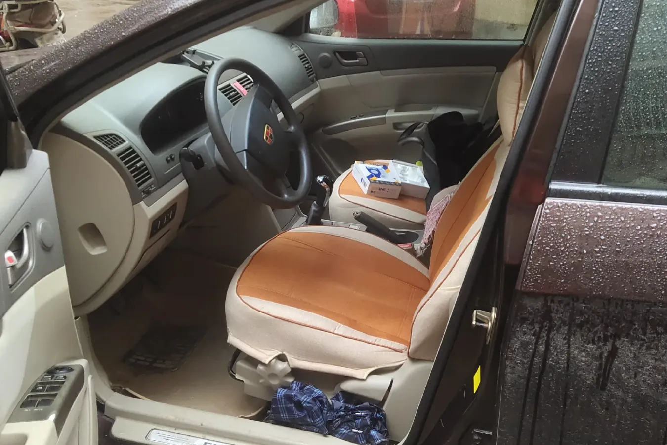 2010 Geely Emgrand Classic 1.5L 106HP L4 5MT,autocango,china used car exporter,china ev exporter,chinese used car exporter,chinese used ev exporter