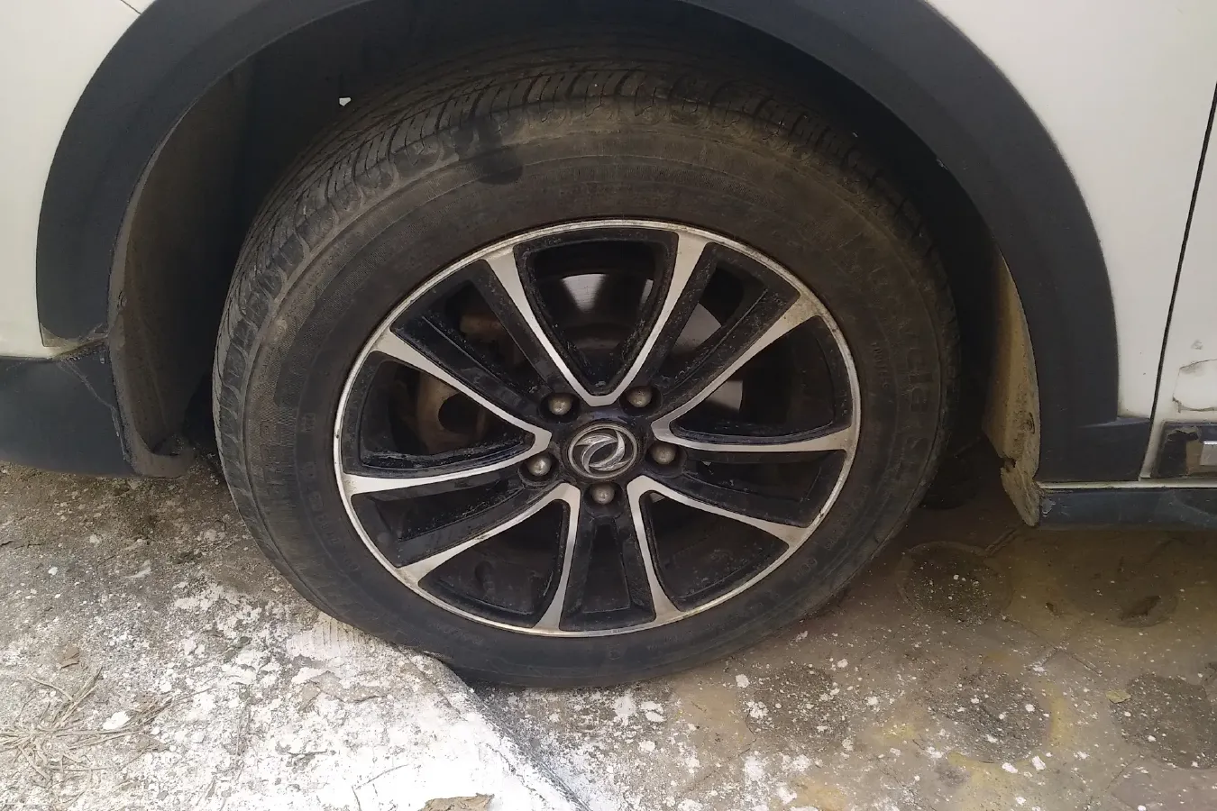 2017 DongFeng Forthing S500 1.5L 120HP L4 5MT,autocango,china used car exporter,china ev exporter,chinese used car exporter,chinese used ev exporter