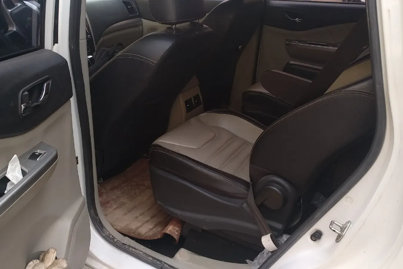 2017 DongFeng Forthing S500 1.5L 120HP L4 5MT,autocango,china used car exporter,china ev exporter,chinese used car exporter,chinese used ev exporter