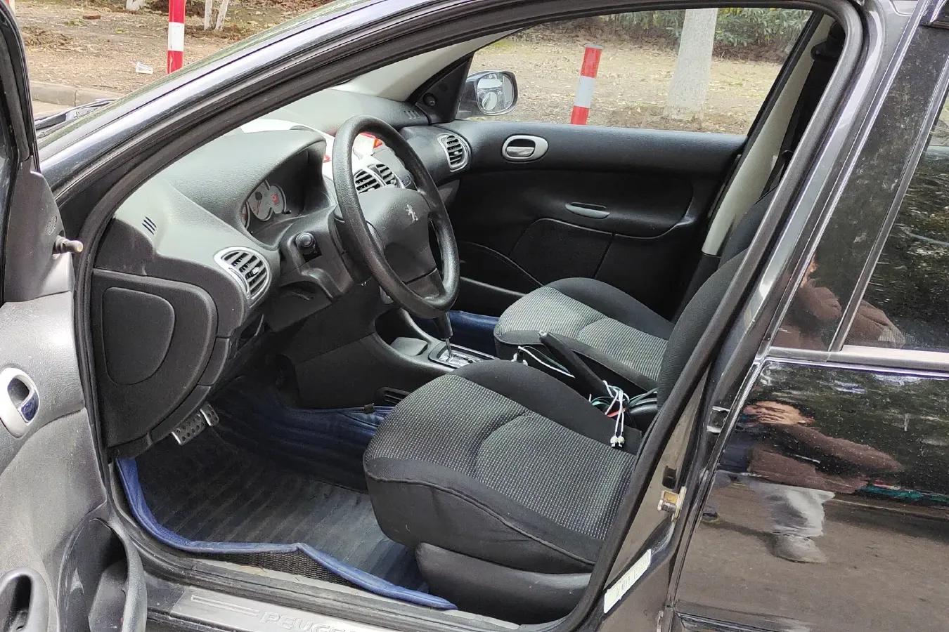 2007 Peugeot 206 1.6L 106HP L4 4AT,autocango,china used car exporter,china ev exporter,chinese used car exporter,chinese used ev exporter