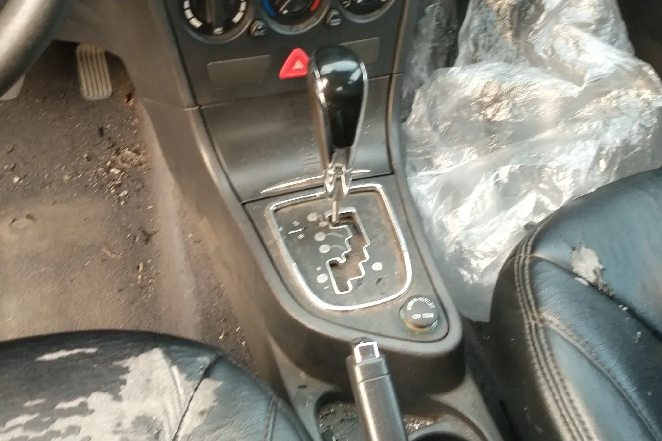 2014 DongFeng Aeolus S30 1.5L 116HP L4 4AT,autocango,china used car exporter,china ev exporter,chinese used car exporter,chinese used ev exporter