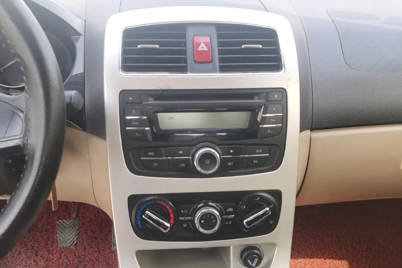 2013 Brilliance Auto H330 1.5L 105HP L4 5MT,autocango,china used car exporter,china ev exporter,chinese used car exporter,chinese used ev exporter